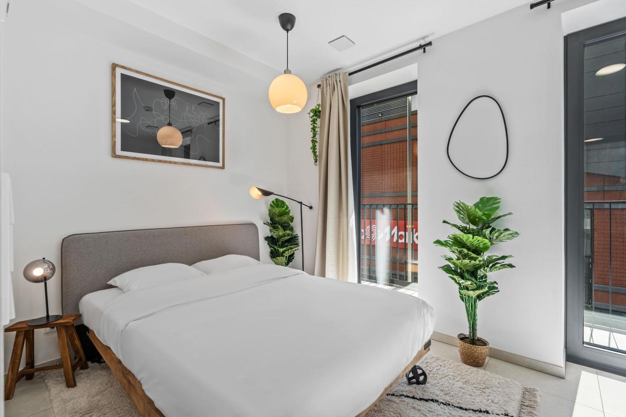 Classy Studio Next To Belval Shopping Plaza 阿尔泽特河畔埃施 外观 照片
